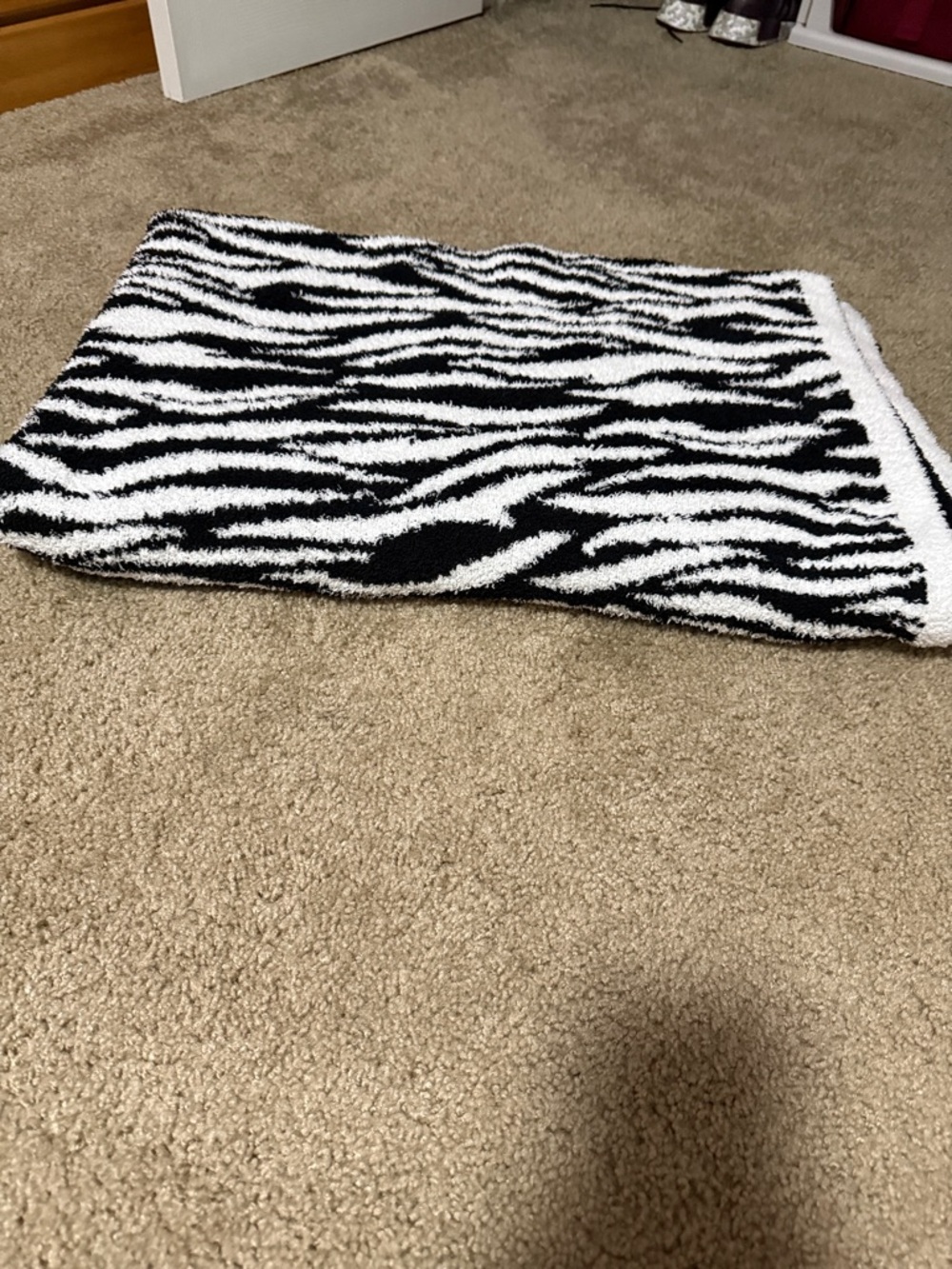 Barefoot Dreams Zebra Print Throw Blanket in Black and White